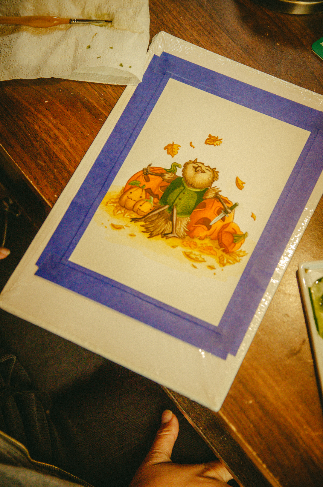 Búho Cortando Calabazas Halloween