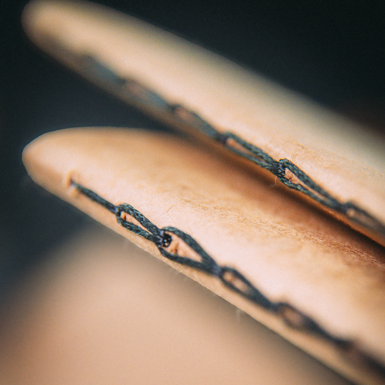 Acercamiento La Última Invitación Pasta Dura