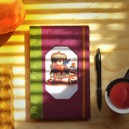 Cuaderno Artesanal Buho Lector Tinta y Misterio