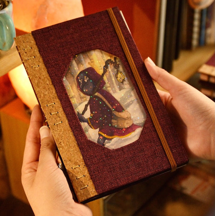 Cuaderno Artesanal Morado Corcho Cuervo Mensajero