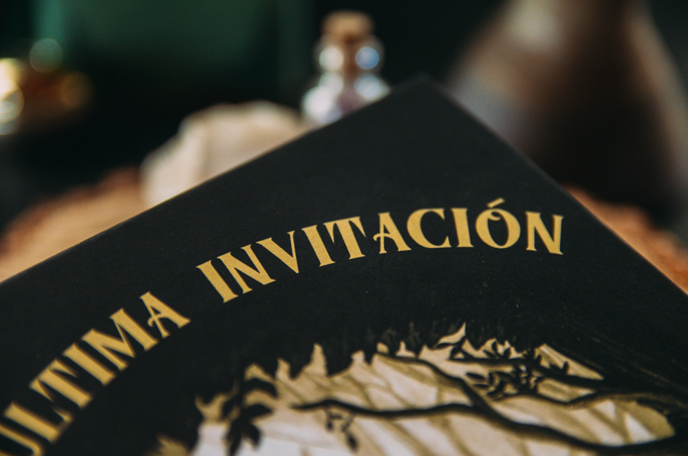 La Última Invitación Pasta Dura Detalle Portada